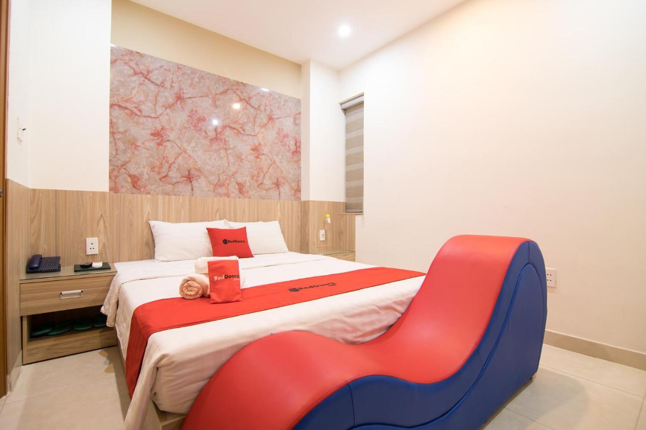 RedDoorz Love Hotel Tran Binh Trong Binh Thanh Ho-Chi-Minh-Stadt Exterior foto