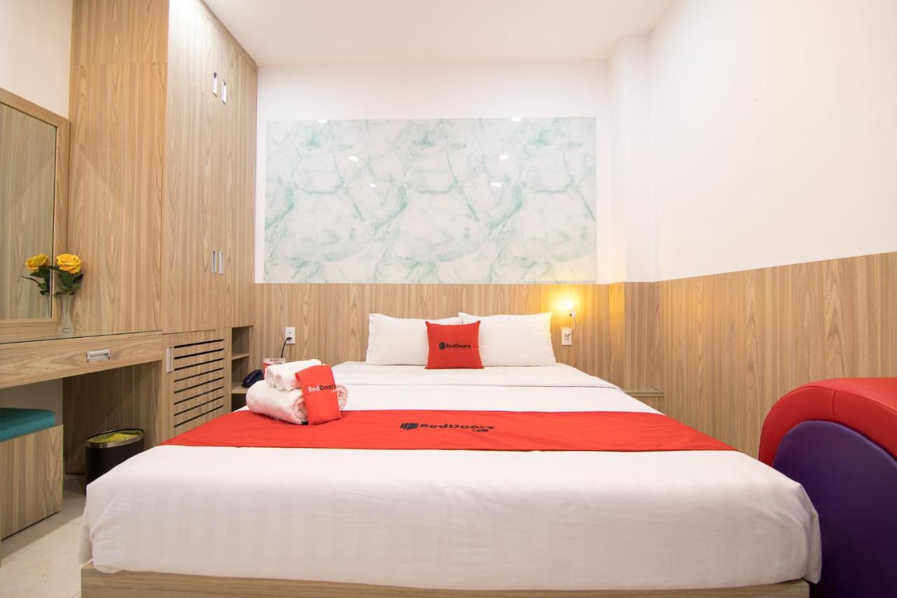 RedDoorz Love Hotel Tran Binh Trong Binh Thanh Ho-Chi-Minh-Stadt Exterior foto
